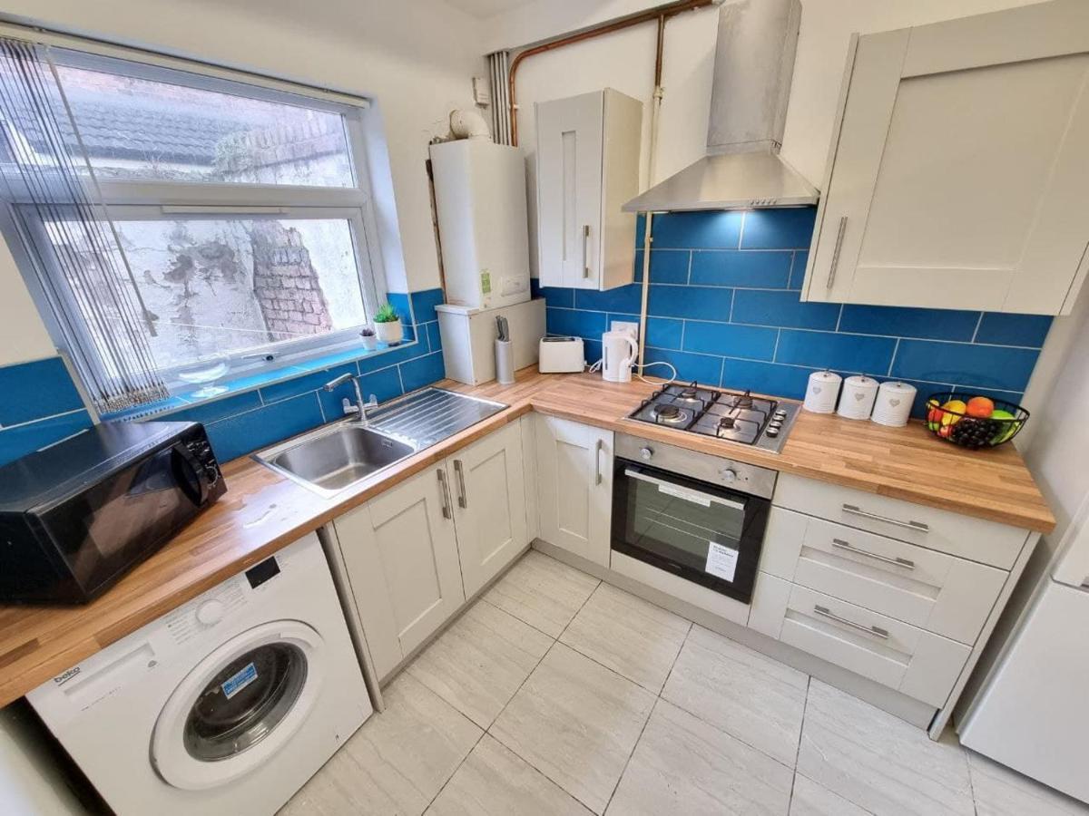 Charming Accommodation Steps From Downtown Liverpool Exteriér fotografie