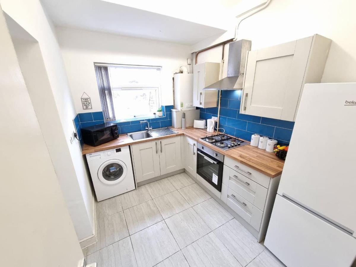 Charming Accommodation Steps From Downtown Liverpool Exteriér fotografie